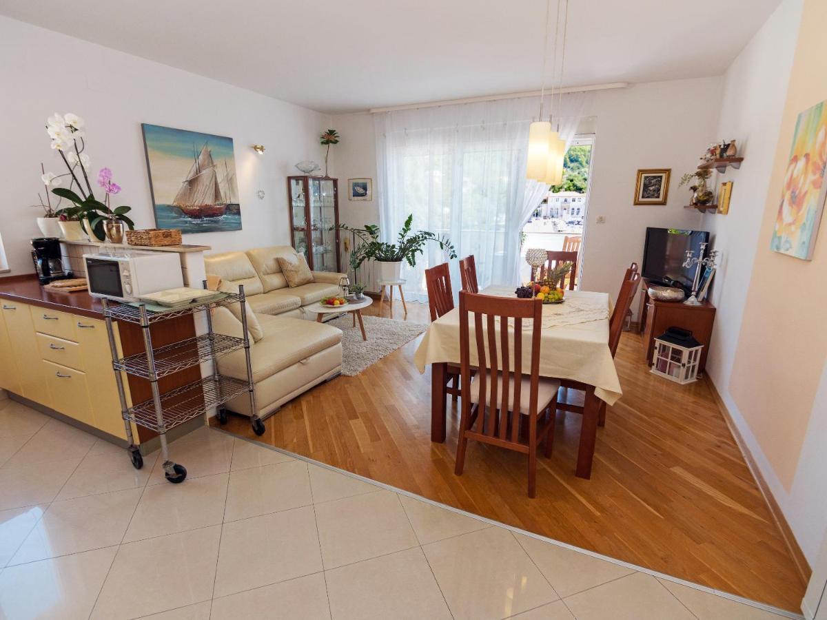 M. De Dominisa 5 Appartement Rab Town Buitenkant foto